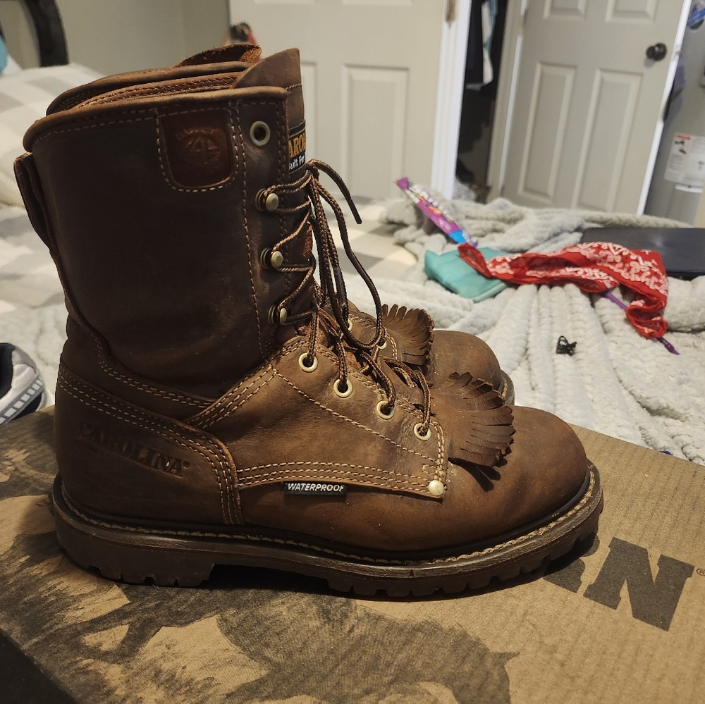 Carolina work boots size 9